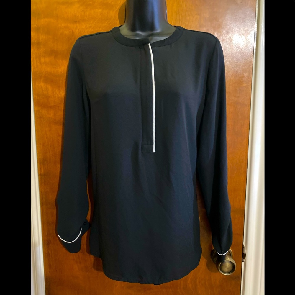 Black blouse 3/4 Hideaway-zip front